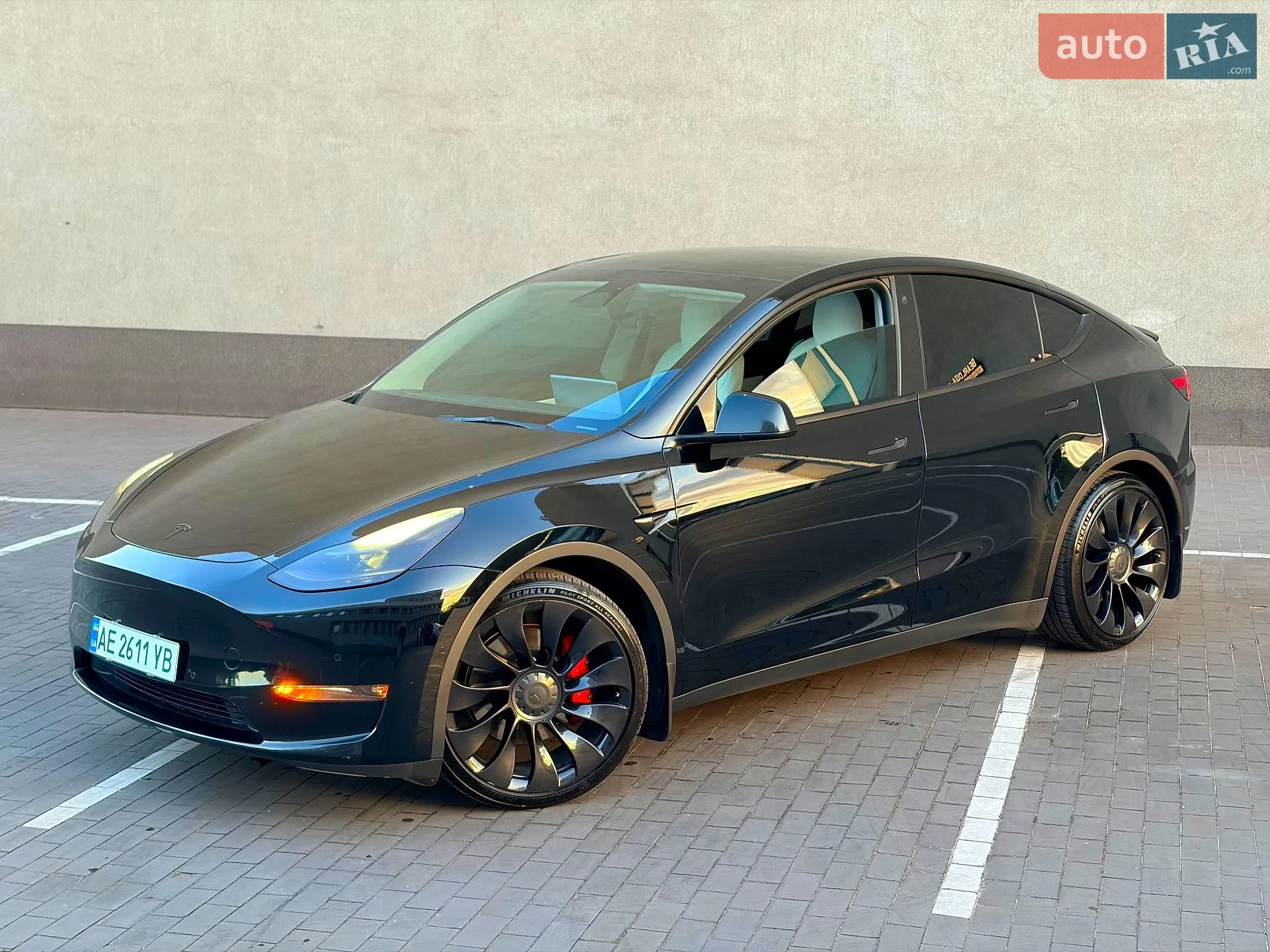 2022 Tesla Model Y - мініатюра 3