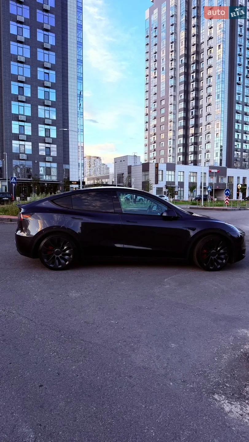 2024 Tesla Model Y - мініатюра 12