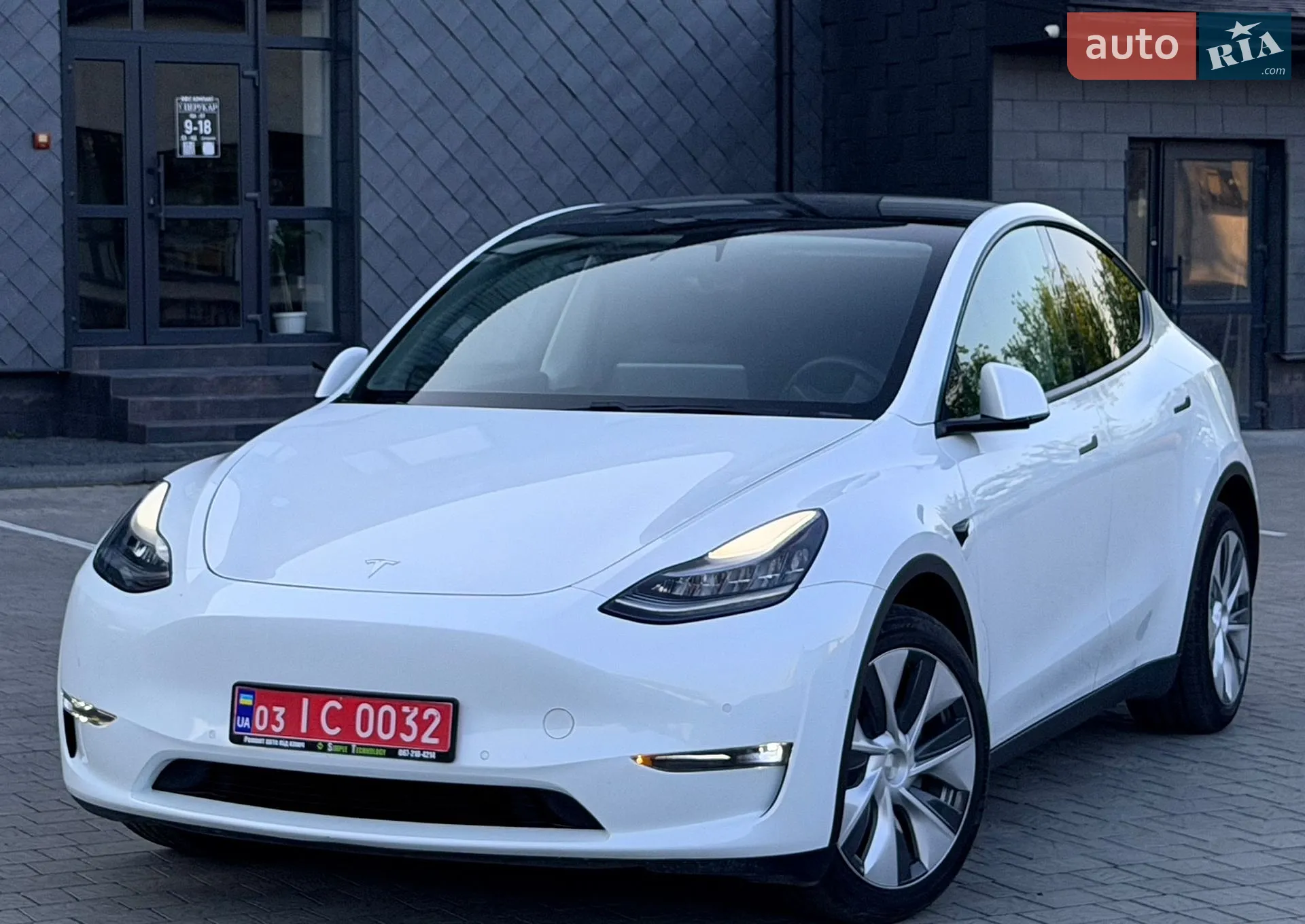2021 Tesla Model Y - мініатюра 33