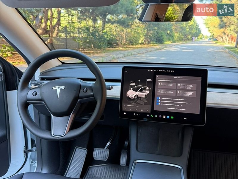 Внедорожник / Кроссовер Tesla Model Y 2023 в Днепре