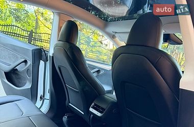 Внедорожник / Кроссовер Tesla Model Y 2023 в Днепре