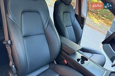 Внедорожник / Кроссовер Tesla Model Y 2023 в Днепре