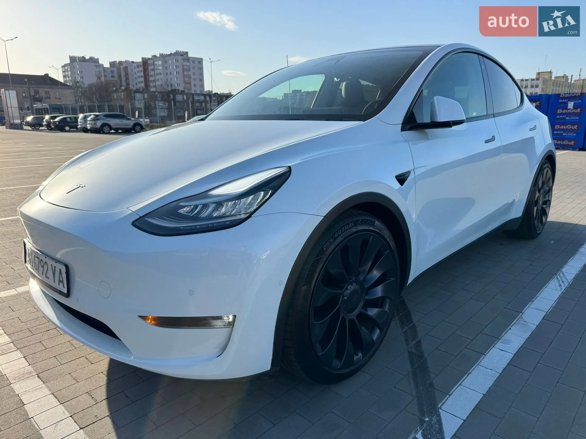 2020 Tesla Model Y - мініатюра 2