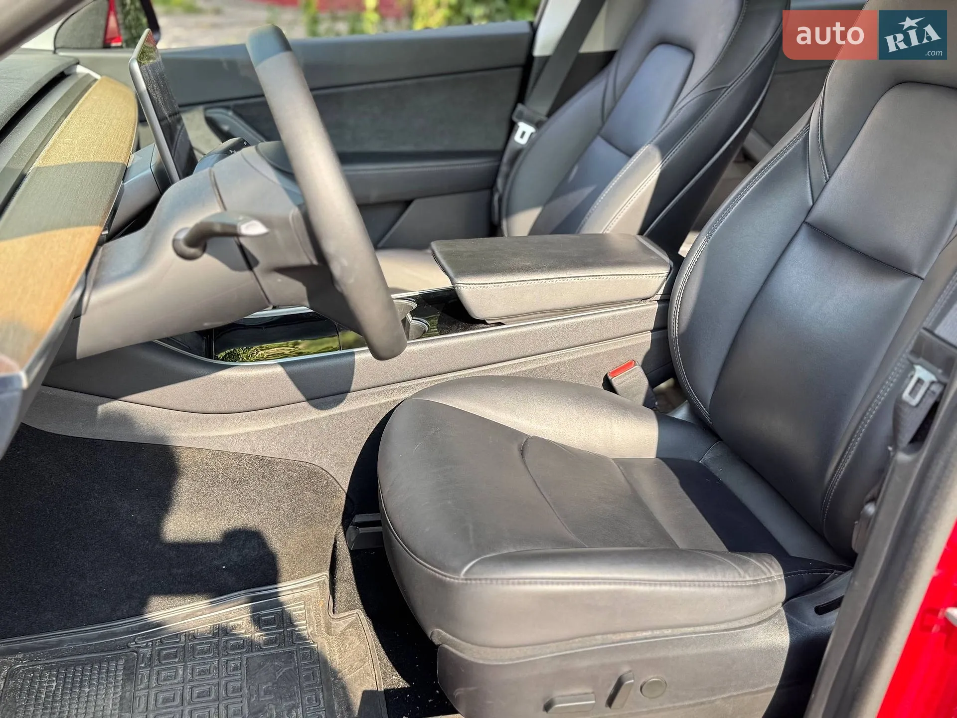 2020 Tesla Model Y - мініатюра 9