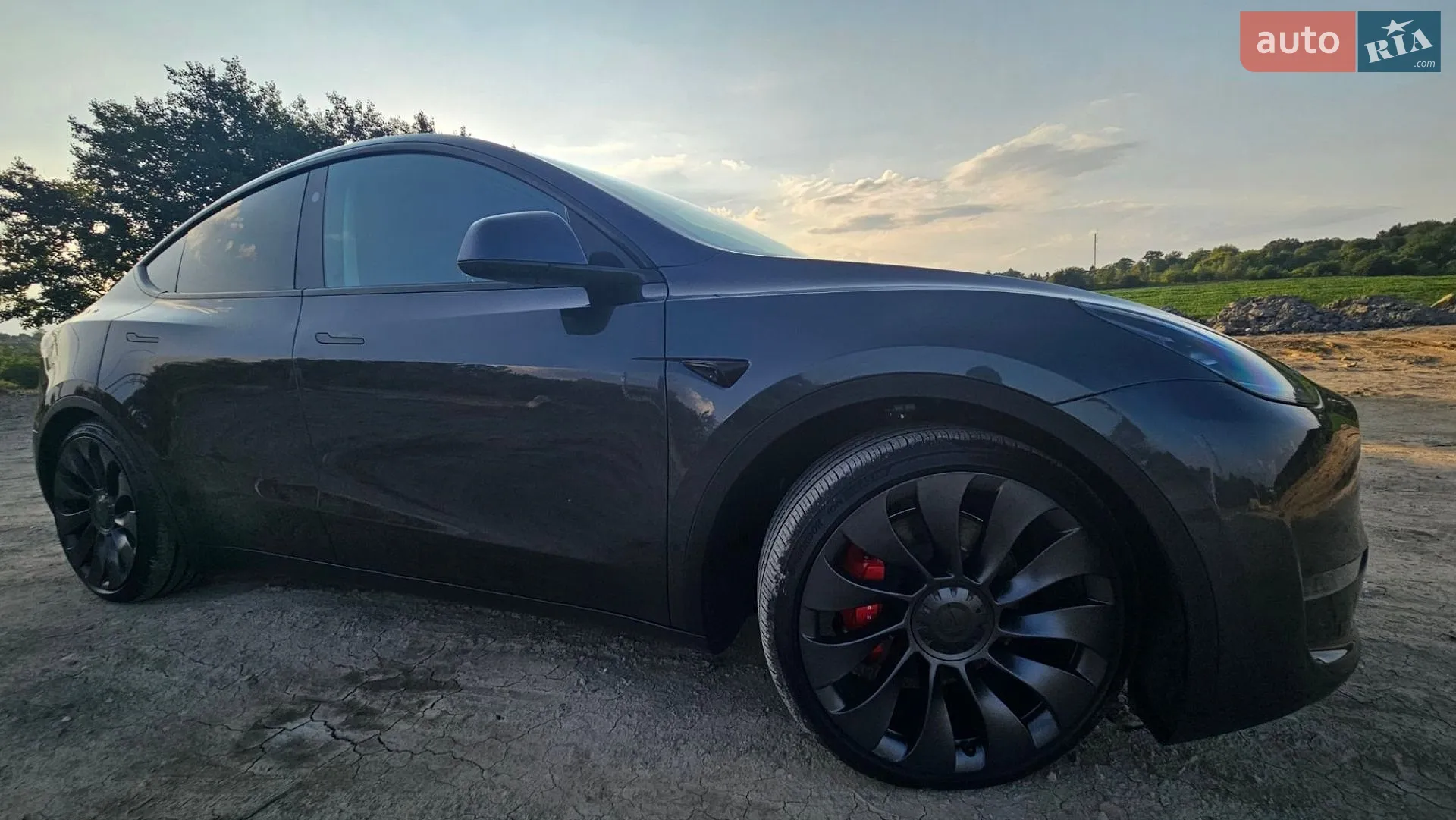 2024 Tesla Model Y - мініатюра 17