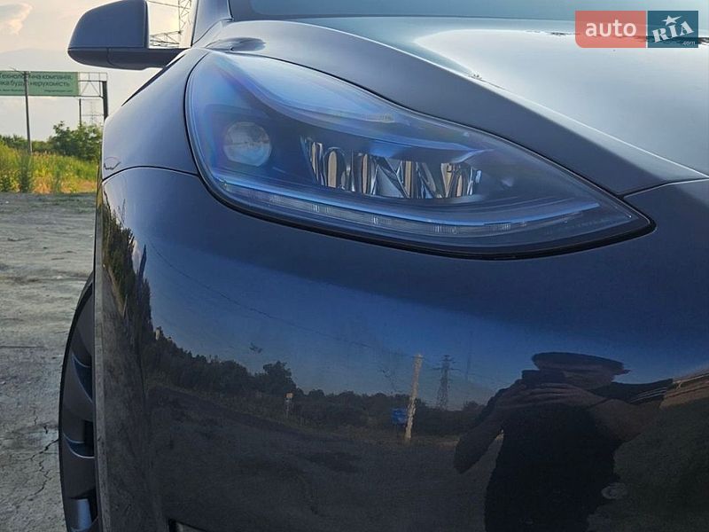 Позашляховик / Кросовер Tesla Model Y 2024 в Дрогобичі