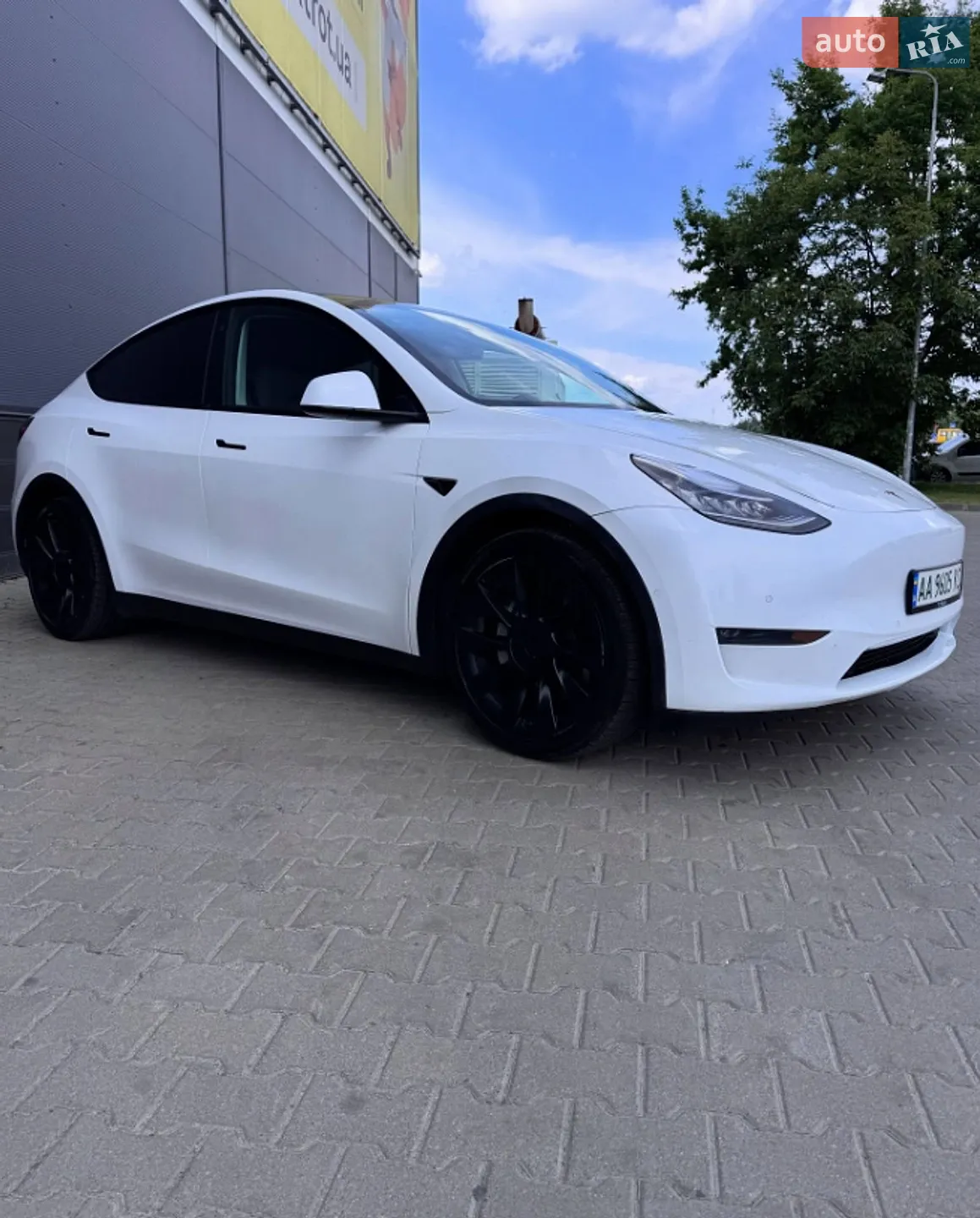 2021 Tesla Model Y - мініатюра 2