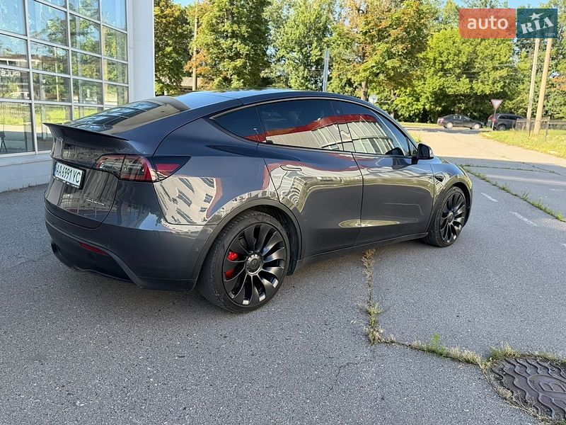 Внедорожник / Кроссовер Tesla Model Y 2022 в Харькове