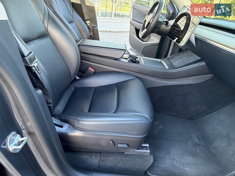 Внедорожник / Кроссовер Tesla Model Y 2022 в Харькове