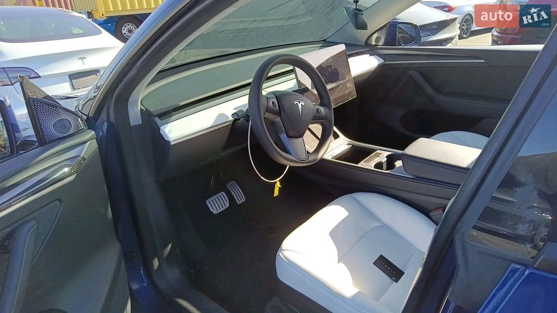 2022 Tesla Model Y - мініатюра 23