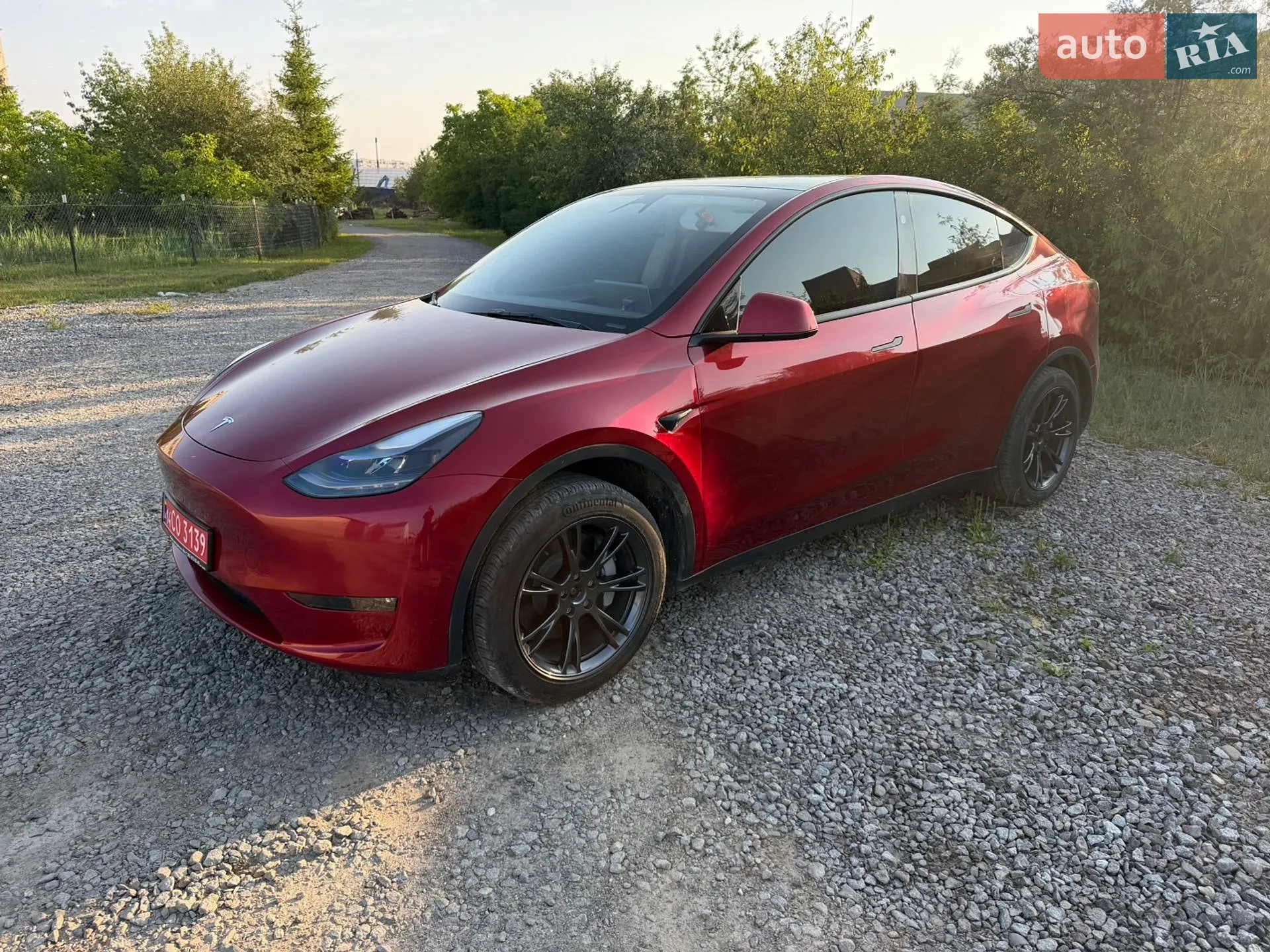 2025 Tesla Model Y - мініатюра 7
