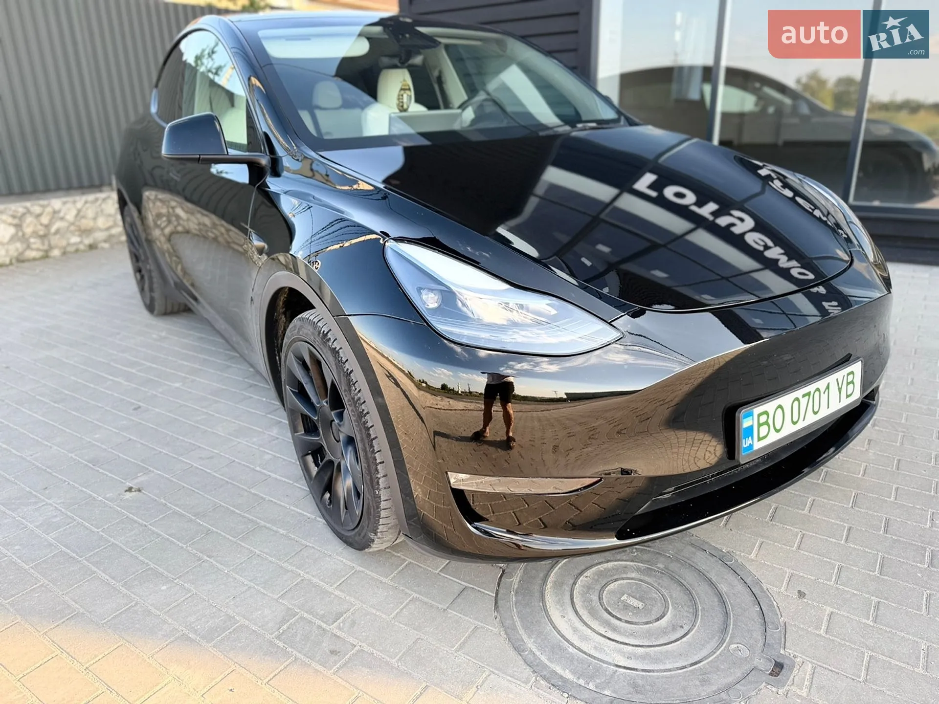 2024 Tesla Model Y - мініатюра 9