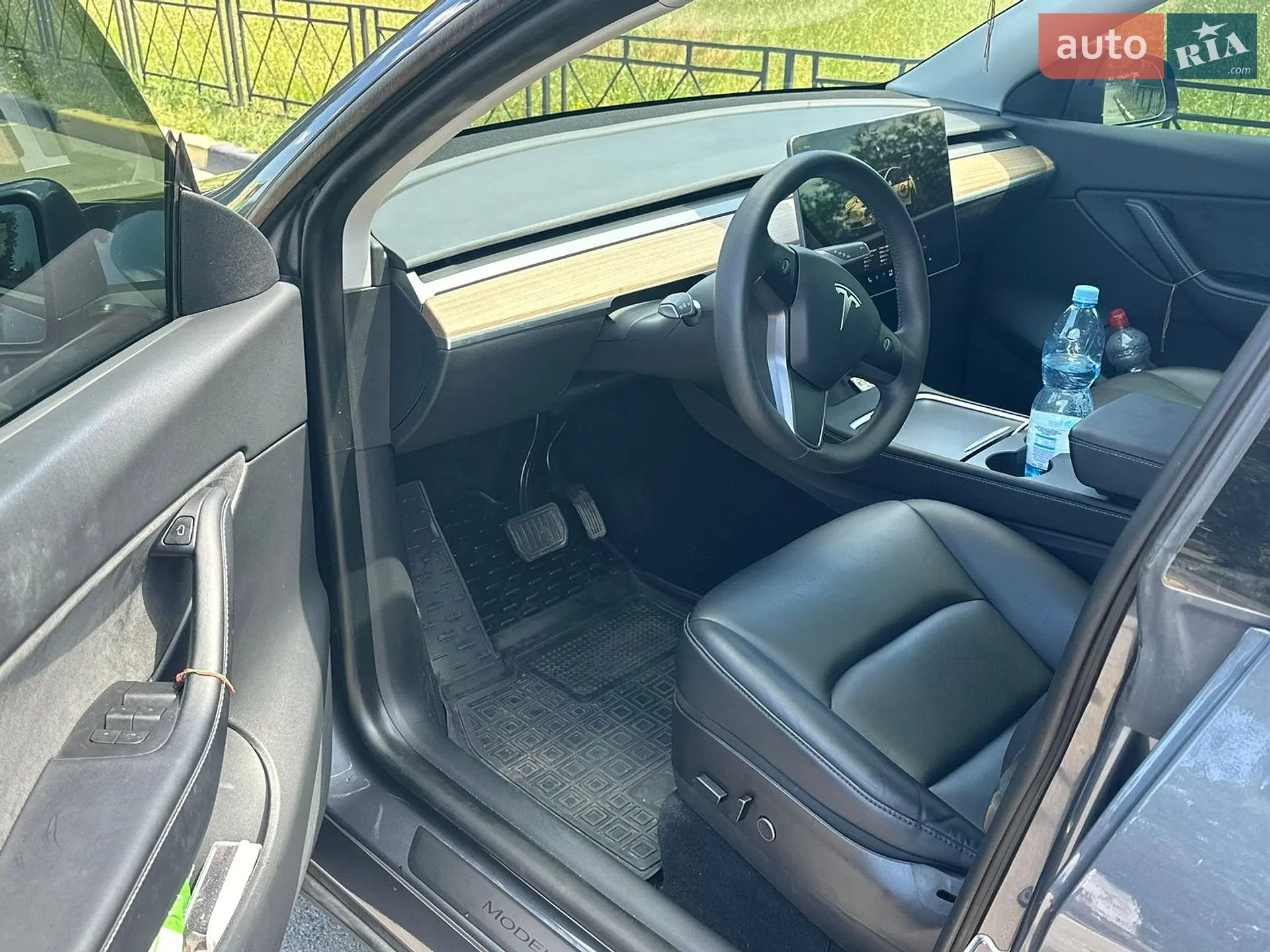 2022 Tesla Model Y - мініатюра 6