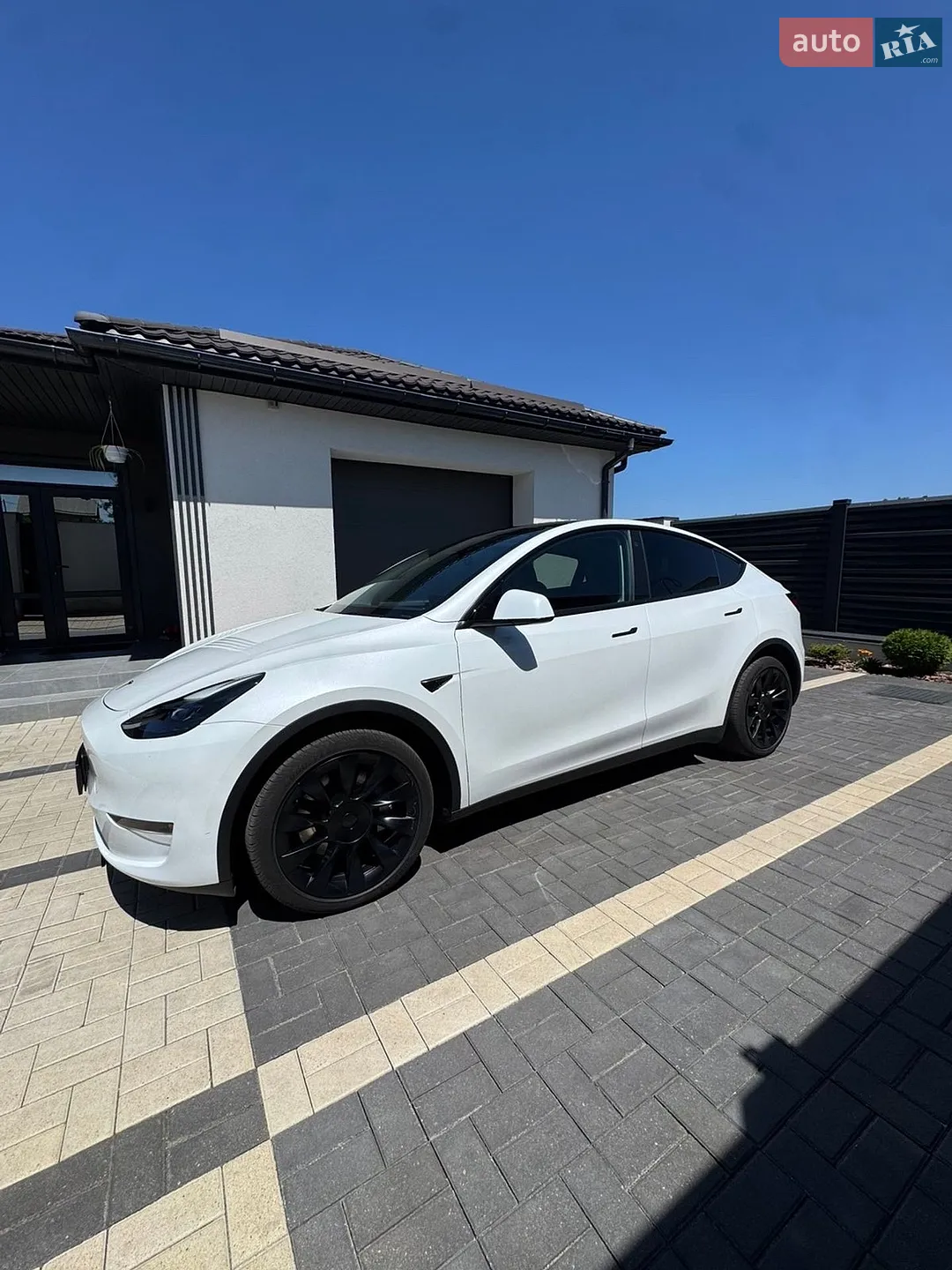 2023 Tesla Model Y - мініатюра 15