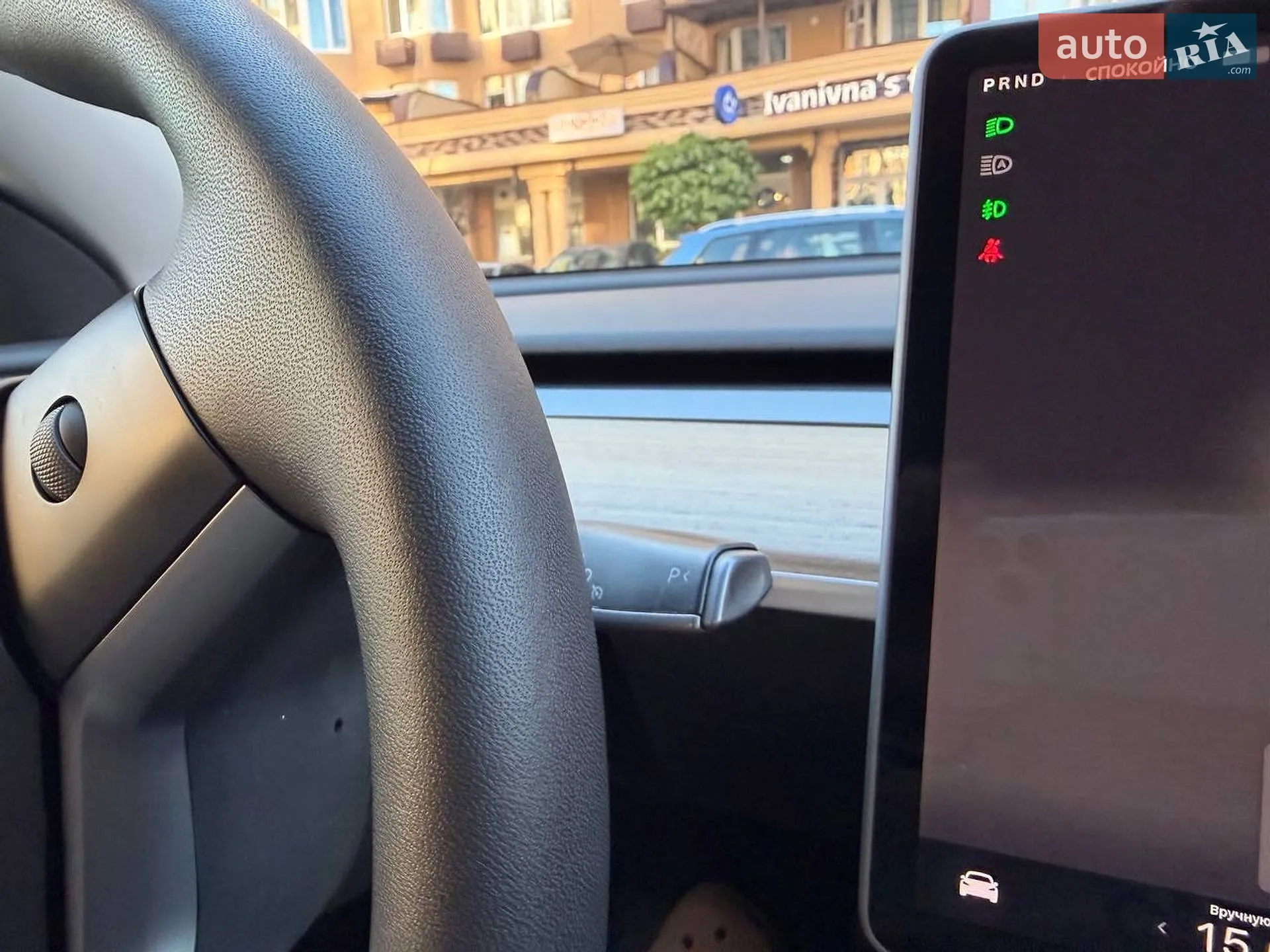 2022 Tesla Model Y - мініатюра 19