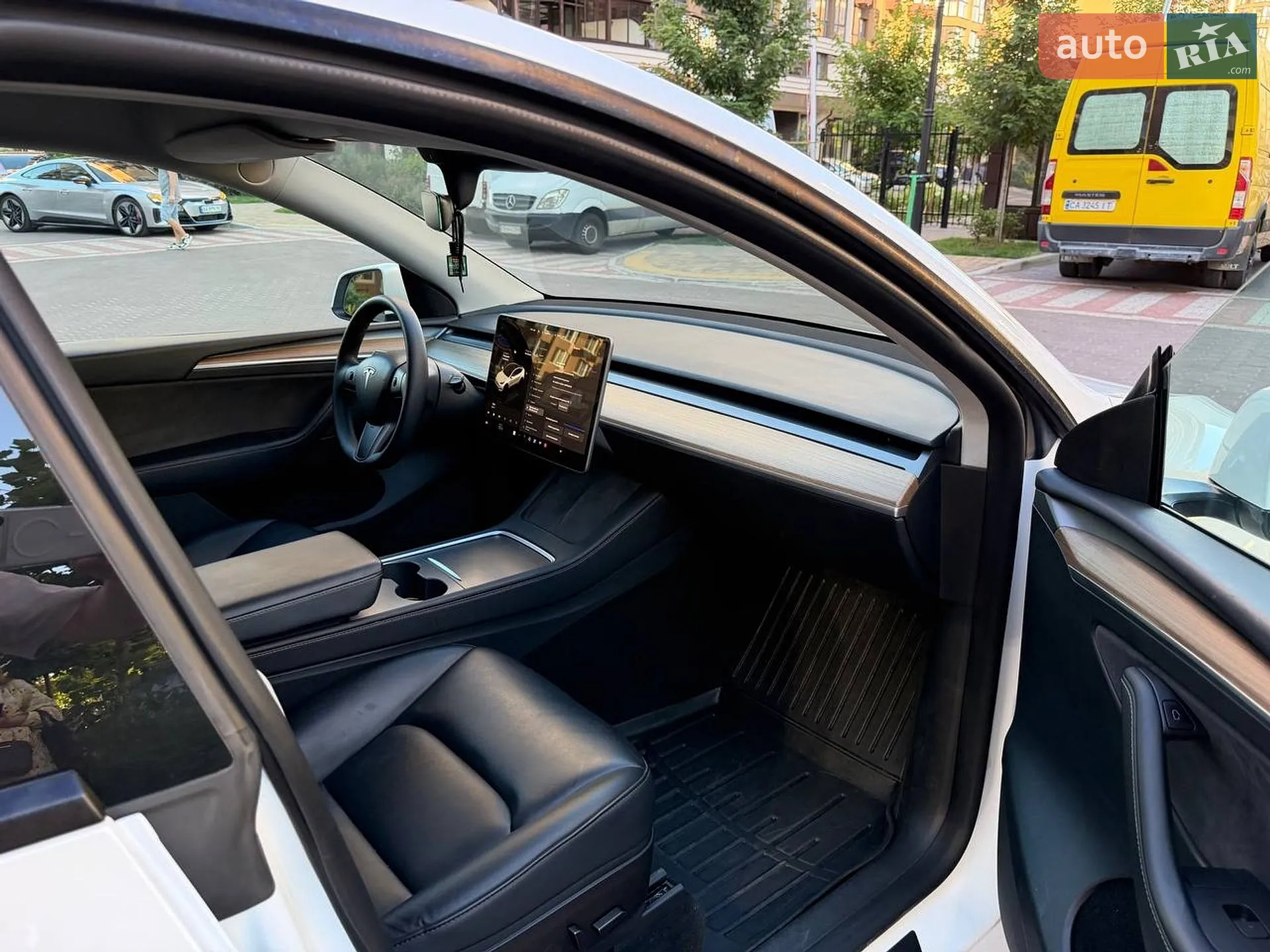 2022 Tesla Model Y - мініатюра 26