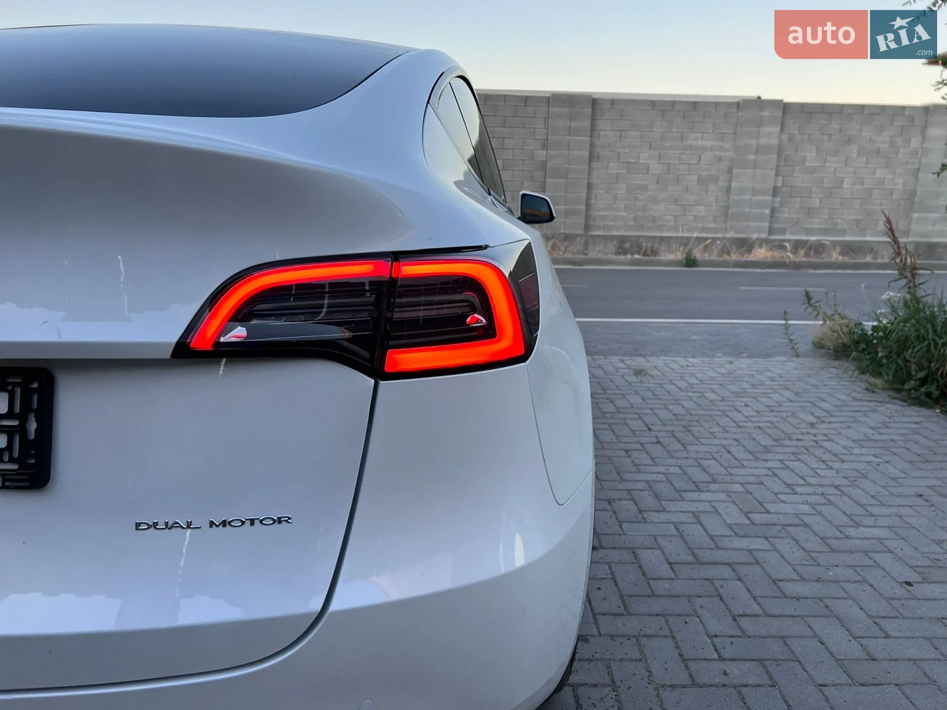 2020 Tesla Model Y - мініатюра 10