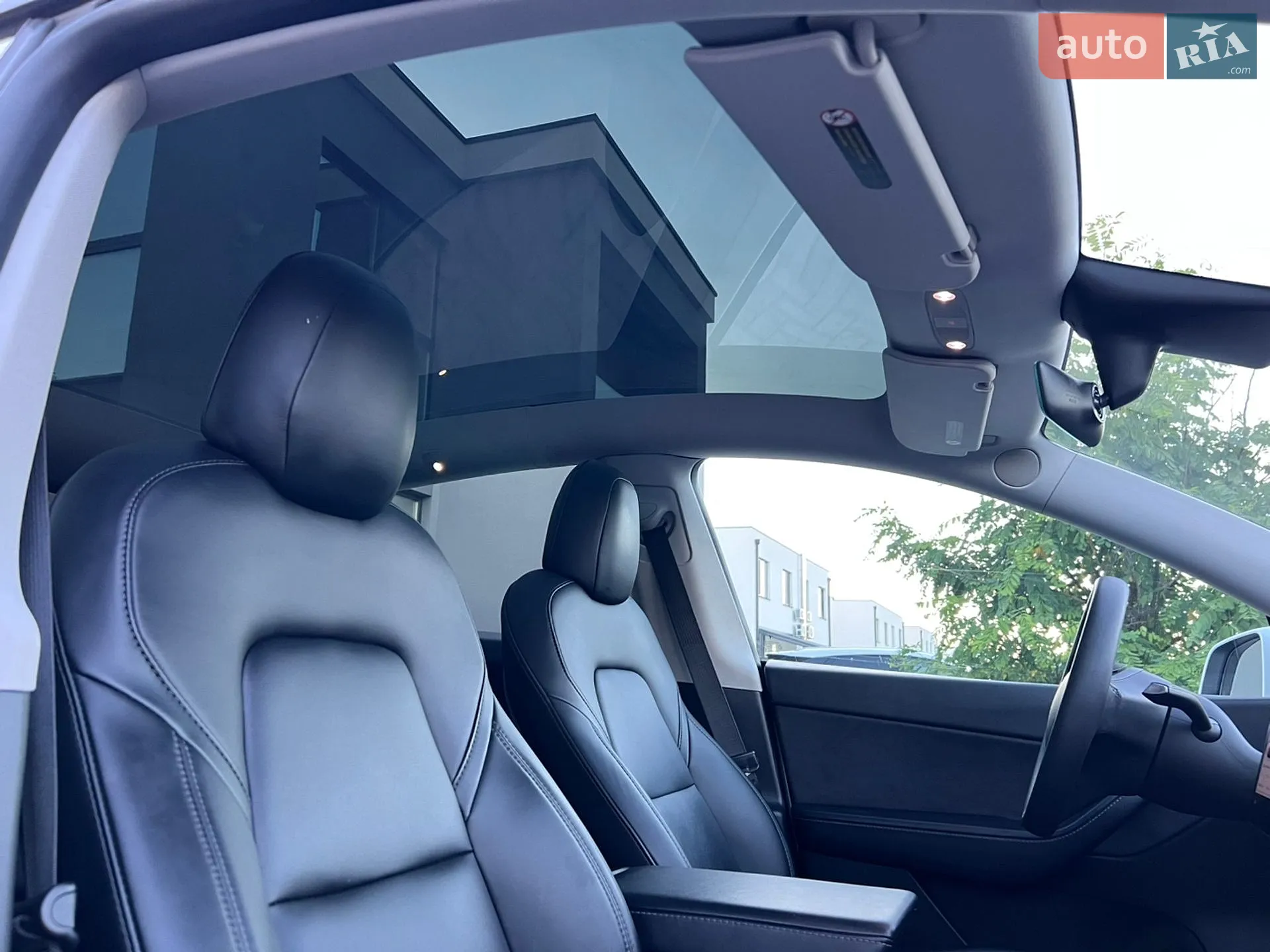 2020 Tesla Model Y - мініатюра 31