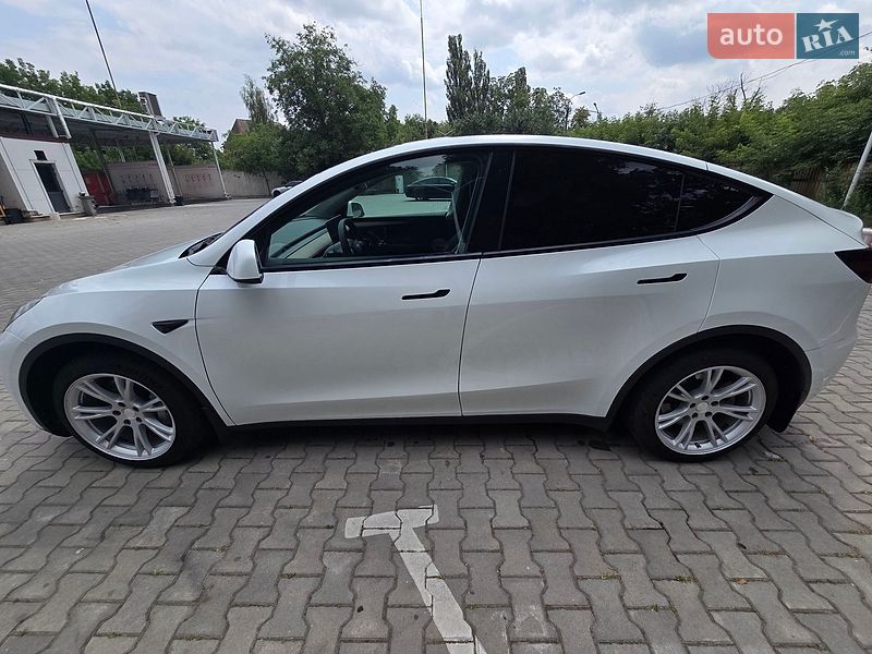 Позашляховик / Кросовер Tesla Model Y 2022 в Вінниці