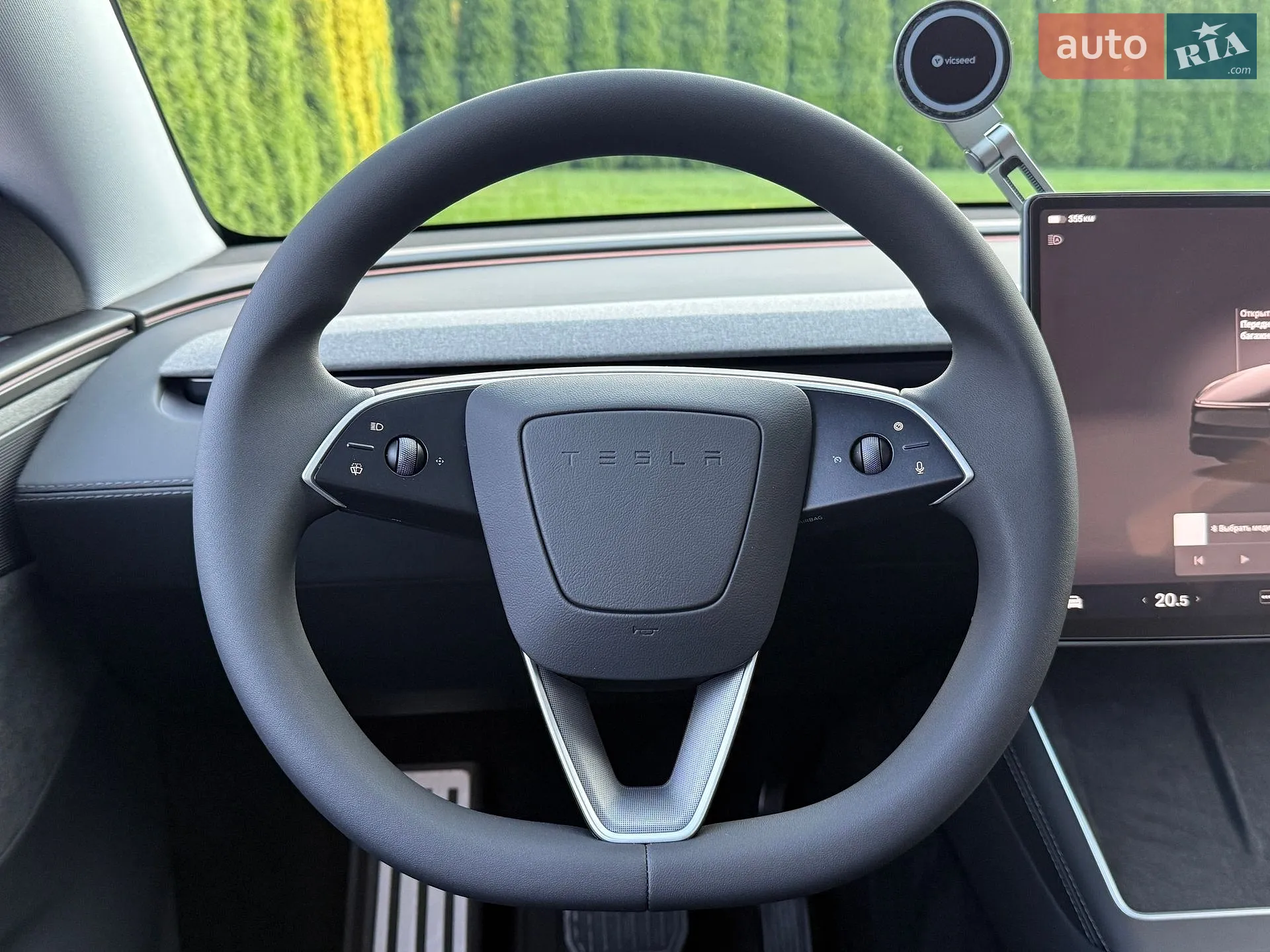 2025 Tesla Model Y - мініатюра 21