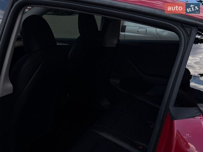 Внедорожник / Кроссовер Tesla Model Y 2023 в Харькове