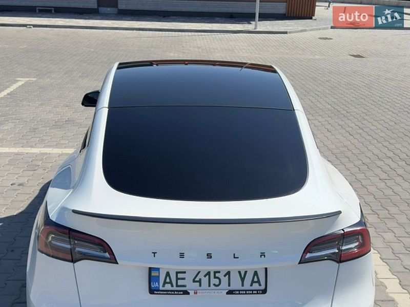Внедорожник / Кроссовер Tesla Model Y 2021 в Кривом Роге