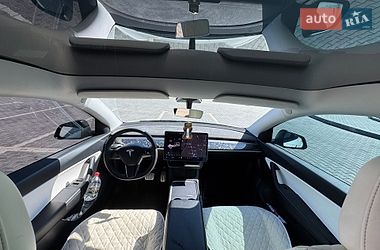 Внедорожник / Кроссовер Tesla Model Y 2021 в Кривом Роге
