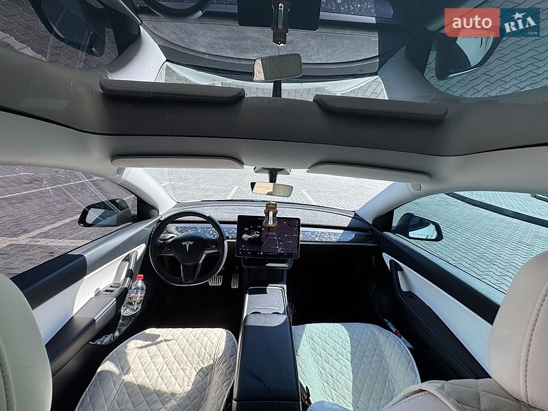 Внедорожник / Кроссовер Tesla Model Y 2021 в Кривом Роге