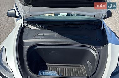 Внедорожник / Кроссовер Tesla Model Y 2021 в Кривом Роге
