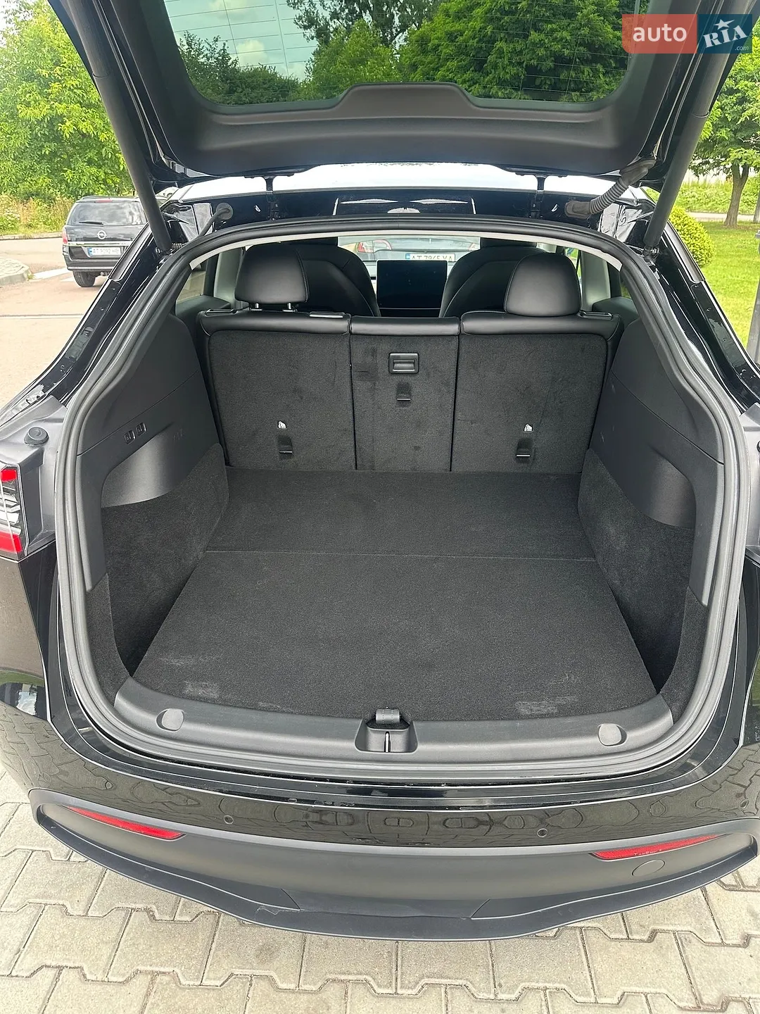 2021 Tesla Model Y - мініатюра 17