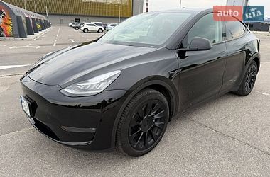 Внедорожник / Кроссовер Tesla Model Y 2023 в Киеве