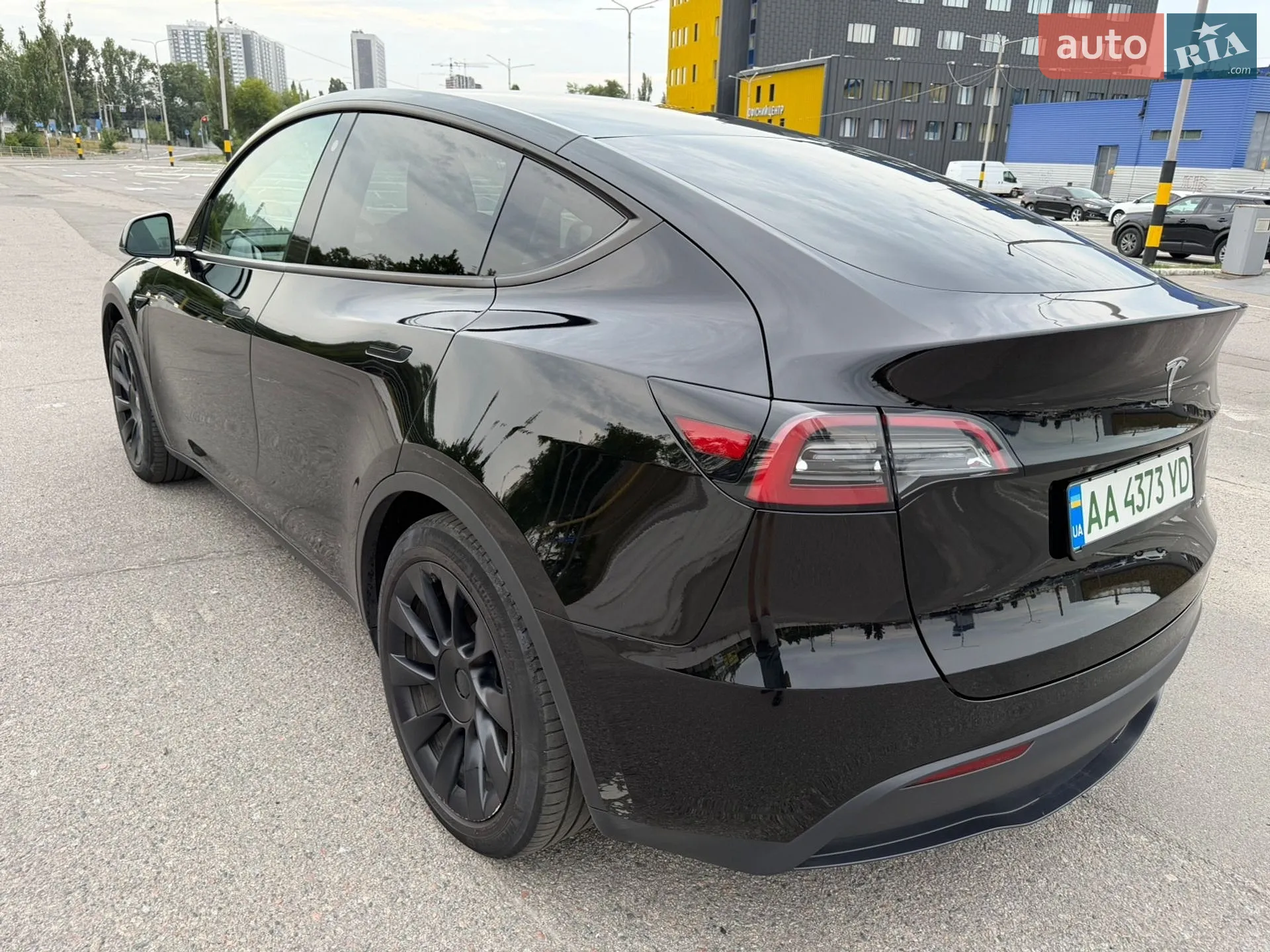 2023 Tesla Model Y - мініатюра 9