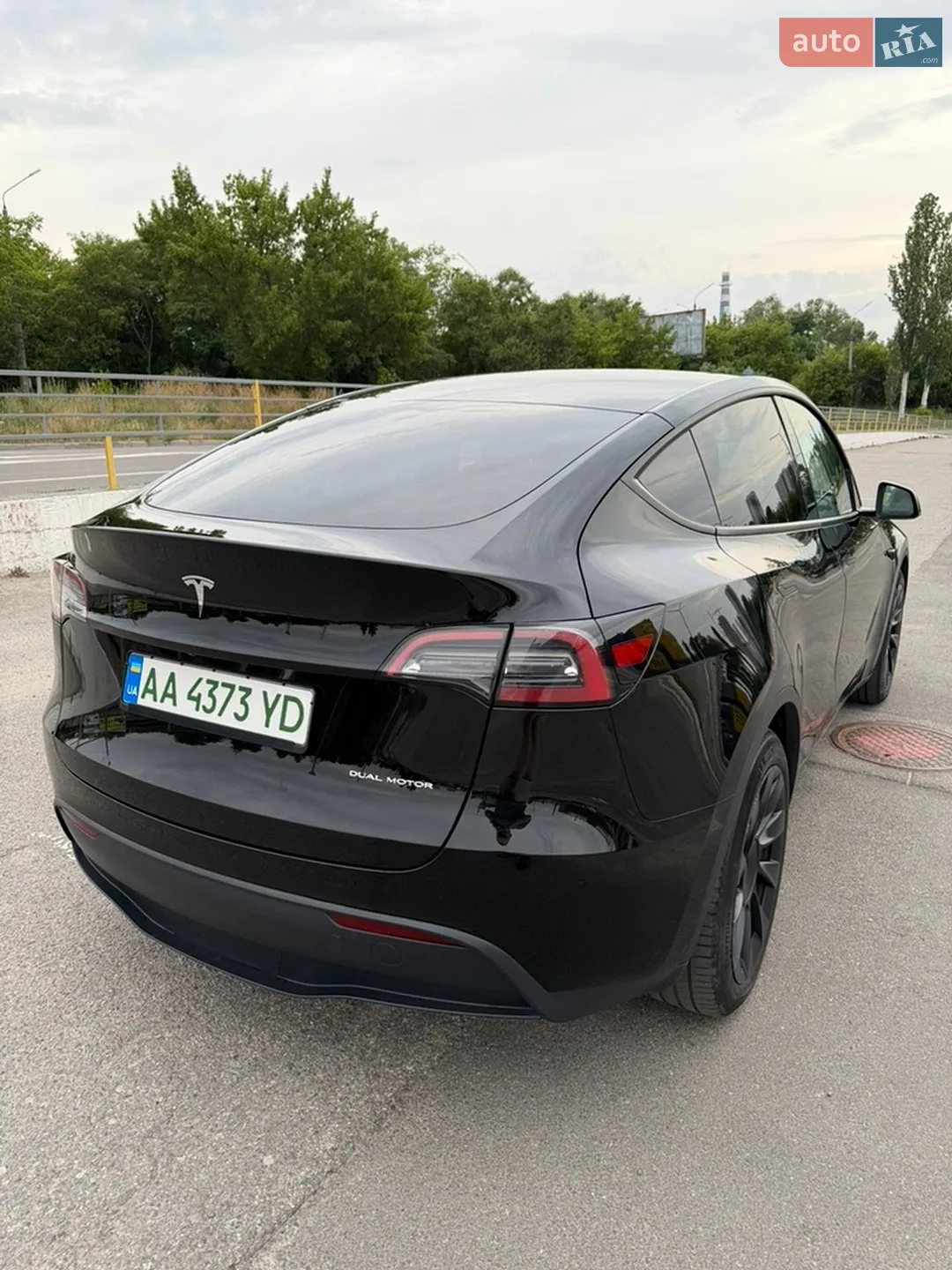 2023 Tesla Model Y - мініатюра 11