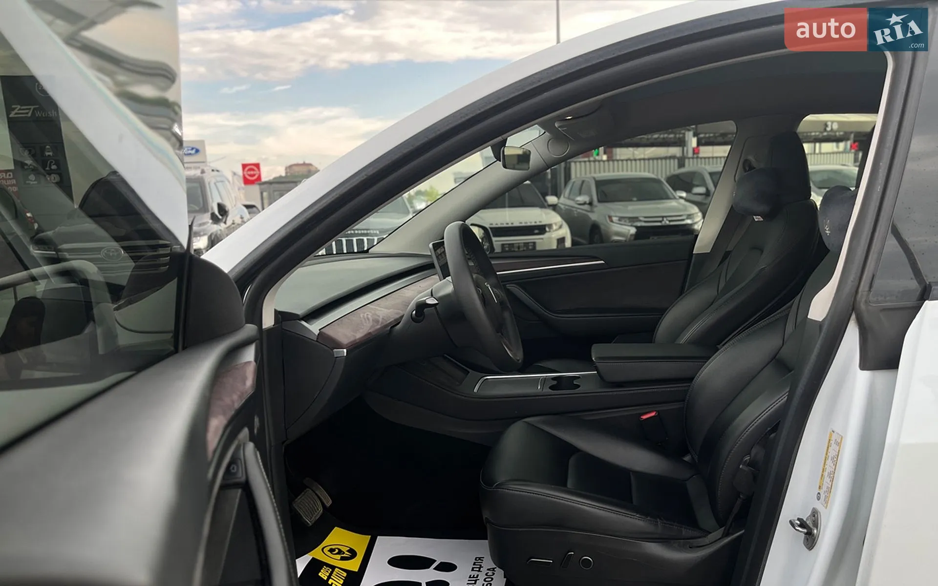 2022 Tesla Model Y - мініатюра 10