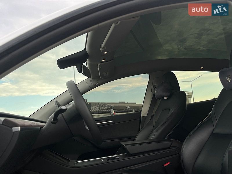 Внедорожник / Кроссовер Tesla Model Y 2022 в Мукачево фото 13 Внедорожник / Кроссовер Tesla Model Y 2022 в Мукачево