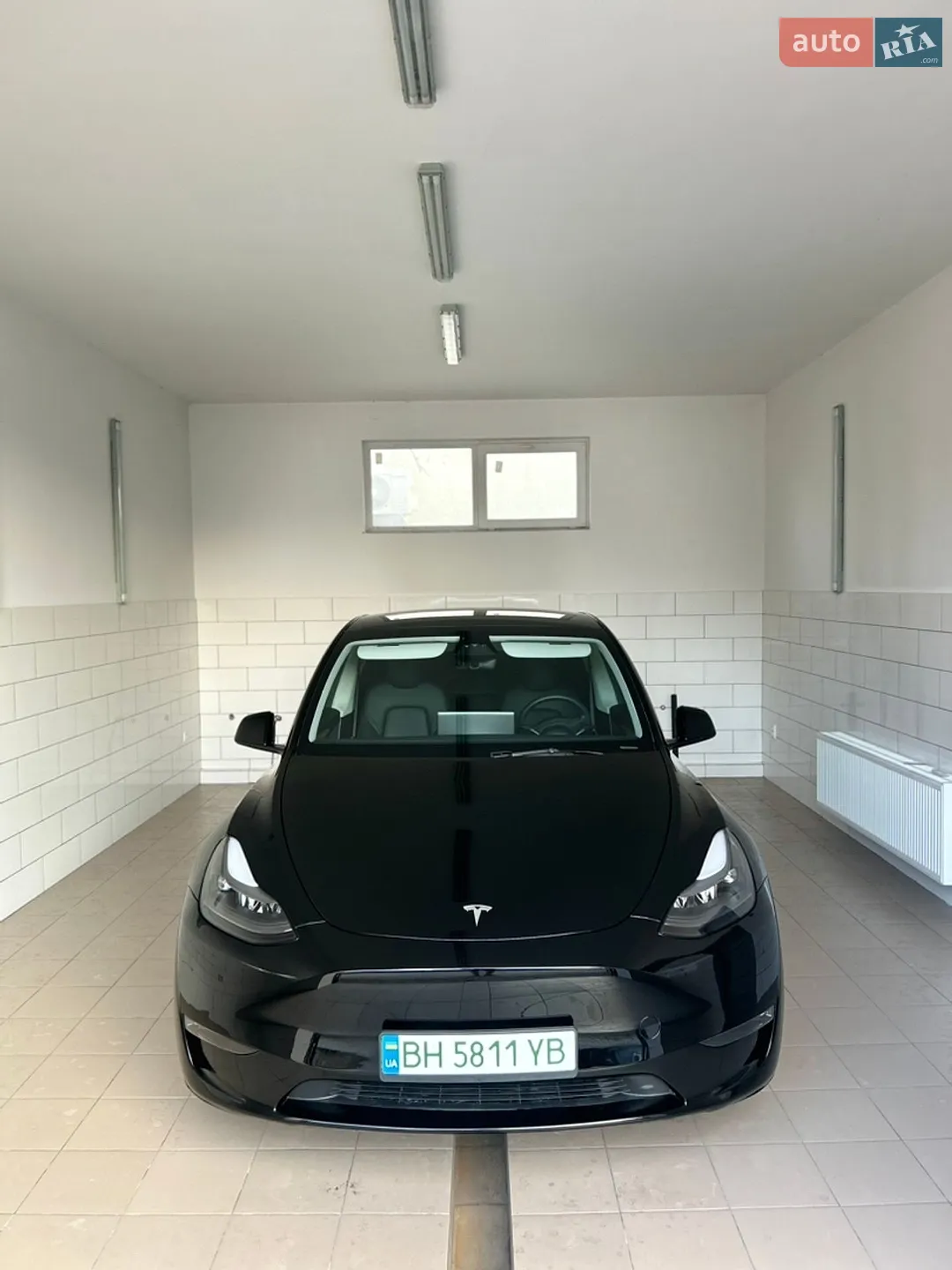 2023 Tesla Model Y - мініатюра 3