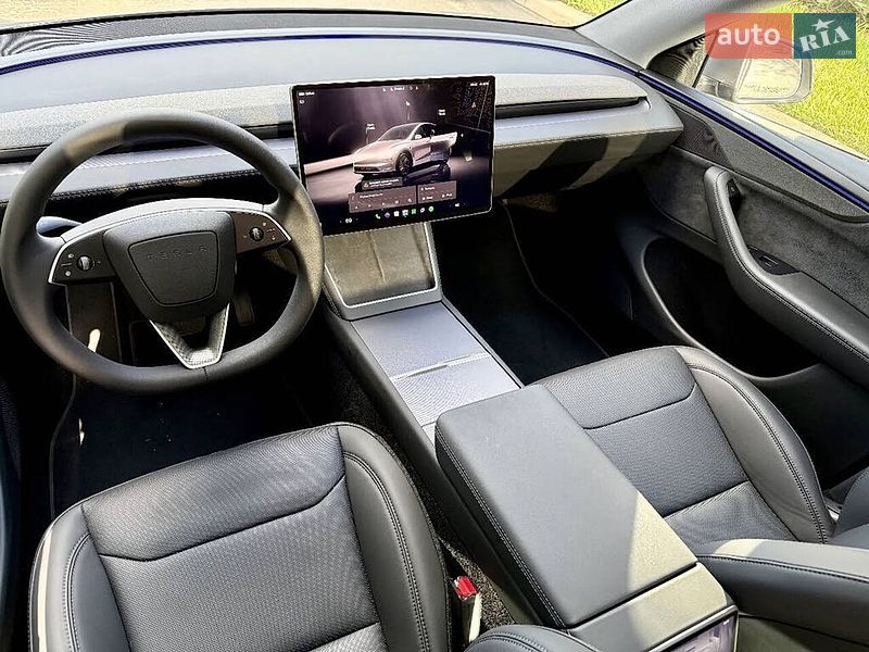 Внедорожник / Кроссовер Tesla Model Y 2026 в Львове