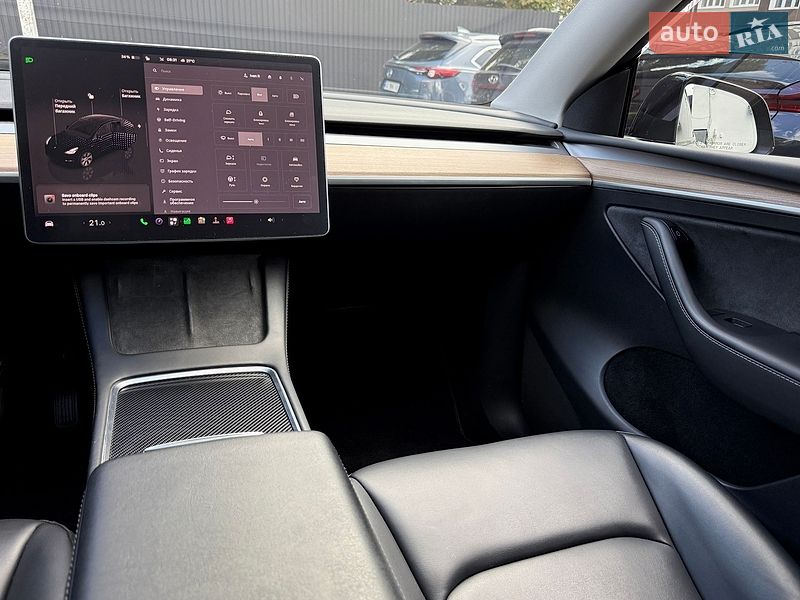 Позашляховик / Кросовер Tesla Model Y 2023 в Києві