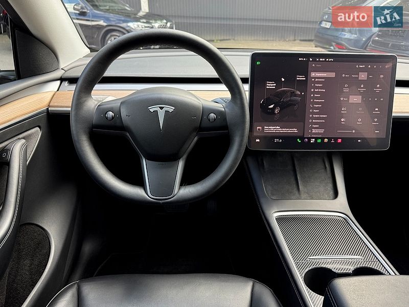 Позашляховик / Кросовер Tesla Model Y 2023 в Києві