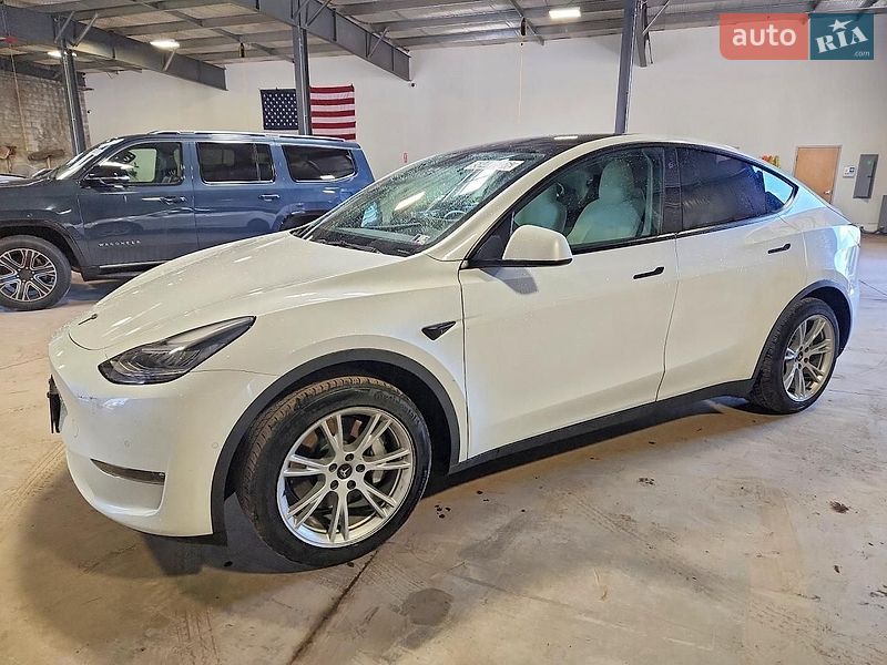Tesla Model Y 2021 Tesla Model Y 2021
