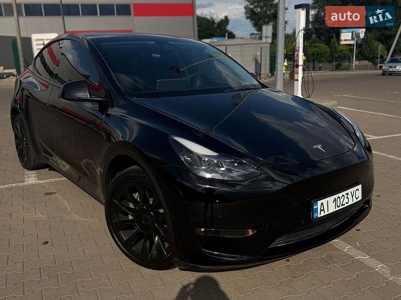Tesla Model Y 2022