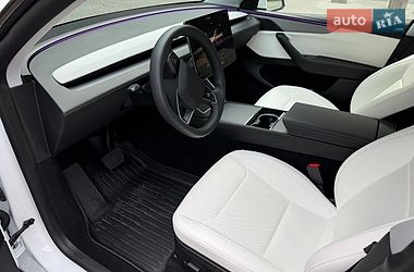 Позашляховик / Кросовер Tesla Model Y 2025 в Львові