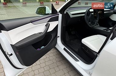 Позашляховик / Кросовер Tesla Model Y 2025 в Львові