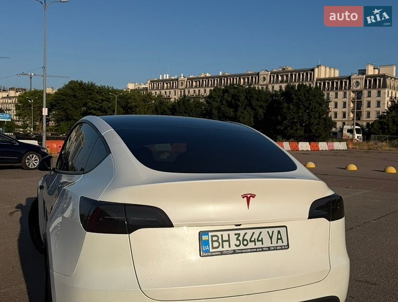 Позашляховик / Кросовер Tesla Model Y 2023 в Одесі
