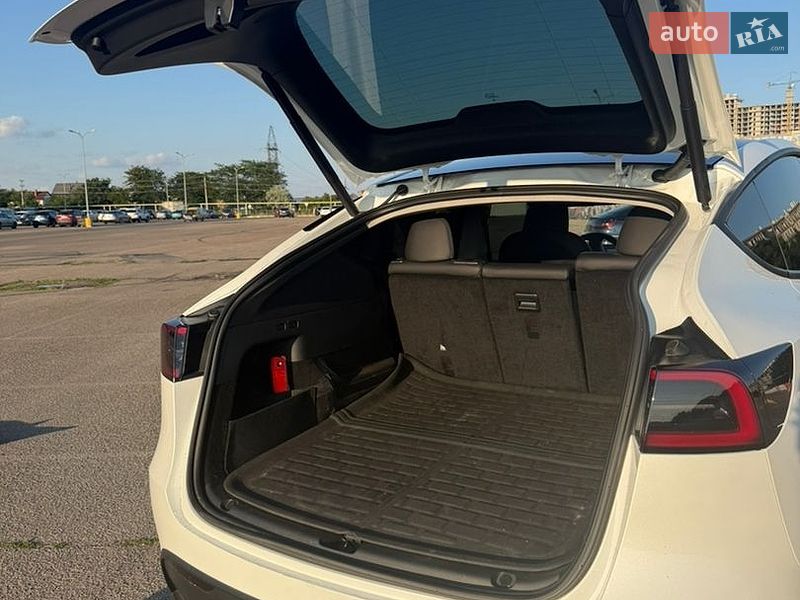 Позашляховик / Кросовер Tesla Model Y 2023 в Одесі