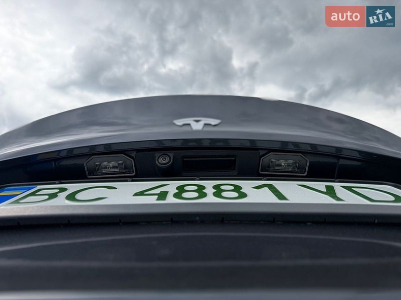 Внедорожник / Кроссовер Tesla Model Y 2022 в Львове