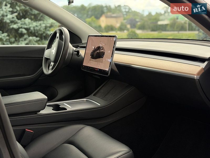Внедорожник / Кроссовер Tesla Model Y 2022 в Львове