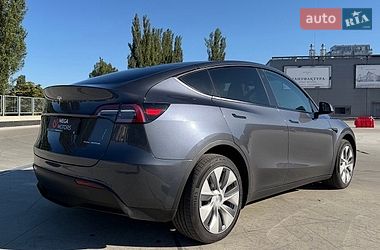 Позашляховик / Кросовер Tesla Model Y 2022 в Києві фото 8 Позашляховик / Кросовер Tesla Model Y 2022 в Києві