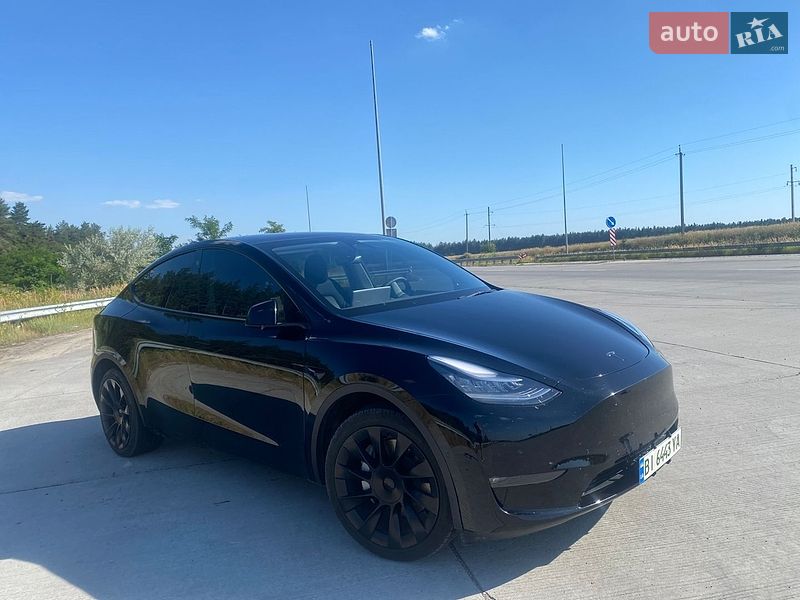 Tesla Model Y 2021