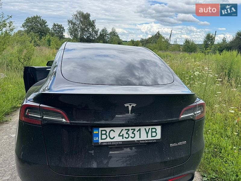 Внедорожник / Кроссовер Tesla Model Y 2022 в Львове
